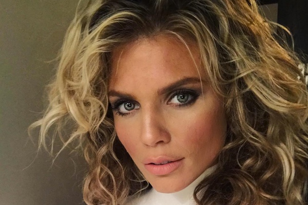 AnnaLynne_McCord_Instagram_600_by_400