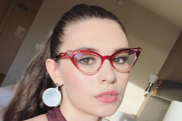 Nicole_Maines_Instagram_600_by_400