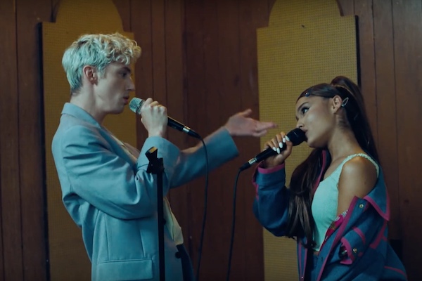 Troye_Sivan_and_Ariana_Grande_Dance_to_This_Screenshot_600_by_400
