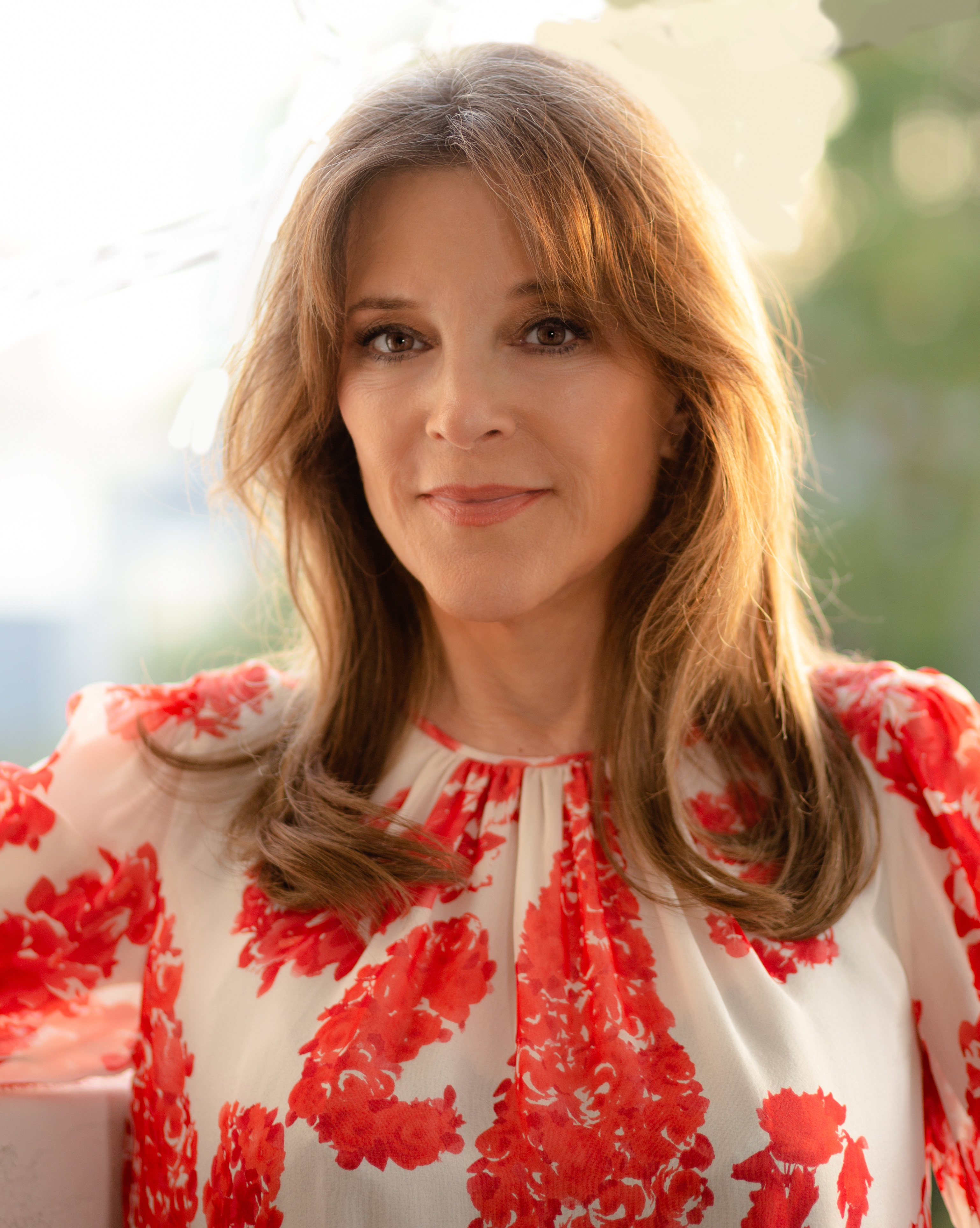 Marianne Williamson qualifies for DNC debate stage