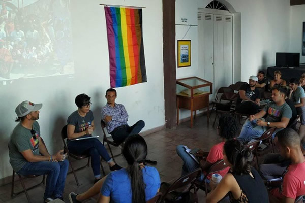 LGBTI_activists_in_Matanzas_Cuba_insert_by-Callejon_de_las_Tradiciones_via_Facebook