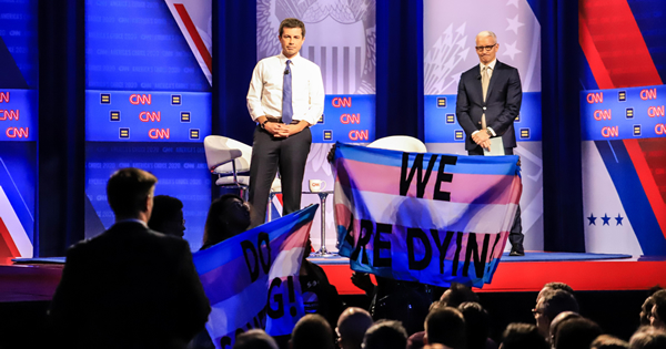Pete_Buttigieg_at_HRC_Town_Hall_protested_social_media_(c)_Los_Angeles_Blade_by_Daniel_Sliwa