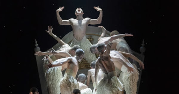 Swan_Lake_cast_social_media_by_Craig_Schwartz_courtesy_Center_Theatre_Group_and_Ahmanson_Theatre