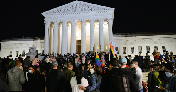 Supreme_Court_at_death_of_Ruth_Bader_Ginsburg_social_media_c_Washington_Blade_by_Michael_Key