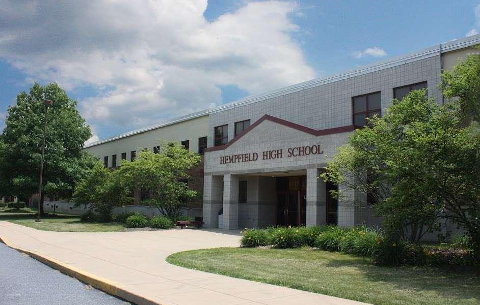 Pennsylvania school board 'apologizes' for GSA hosted drag show