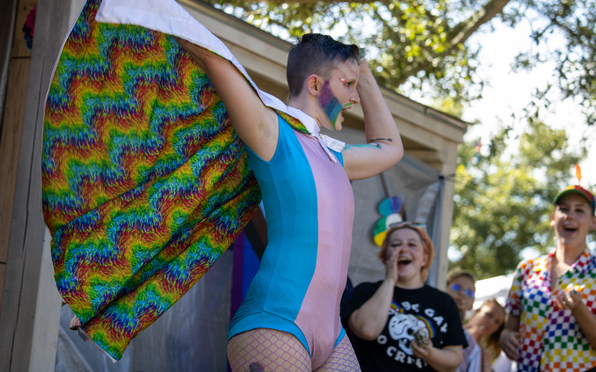 performer_at_2022_PensaPride_in_Pensacola_Florida_insert_courtesy_Olivia_Ashcraft_of_PensaPride-1