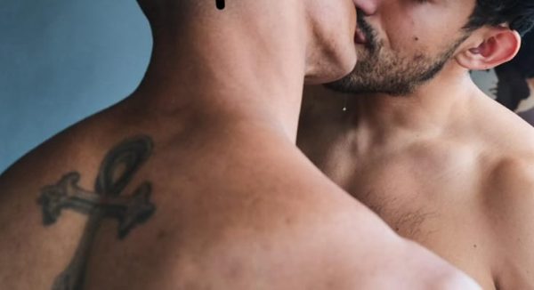 Men kissing
