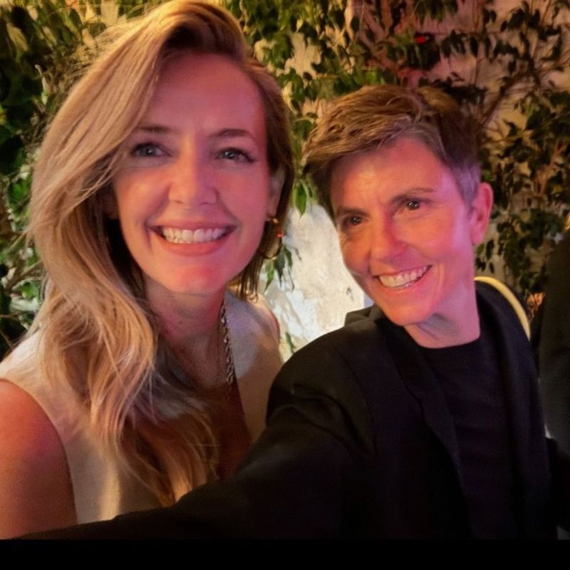 Stephanie Allynne (left) and Tig Notaro (right)